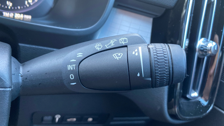 Volvo Xc40 1.5 T4 Recharge PHEV Plus Dark 5dr Auto Estate